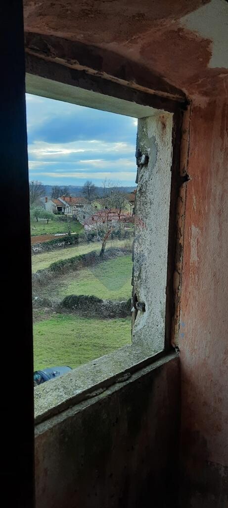 Image 5585152 - 12