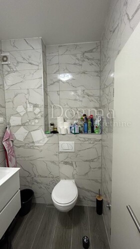 Thumbnail 5586727 - 18