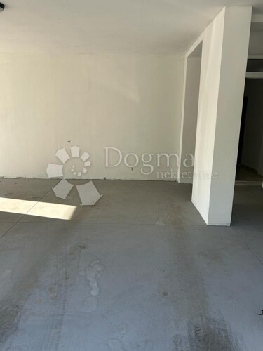 Thumbnail 5586727 - 20