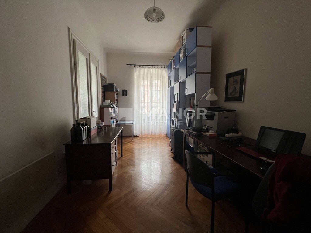 Image 5587407 - 6