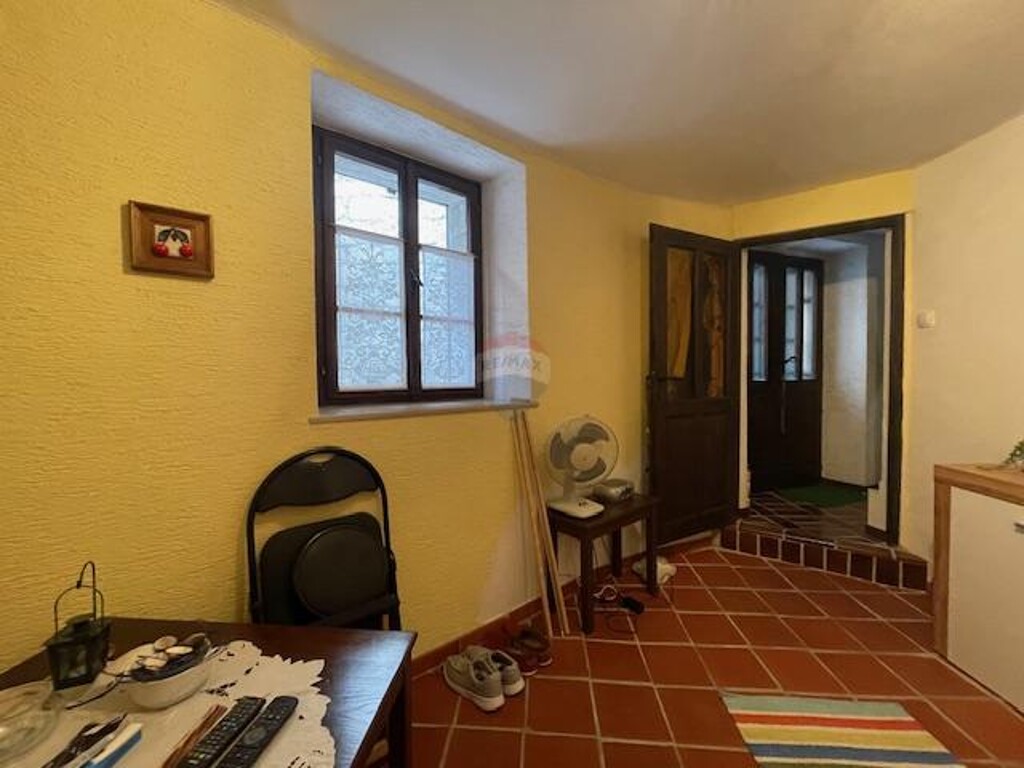 Image 5589743 - 19