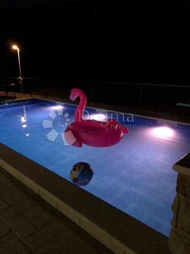 Thumbnail 5593706 - 2