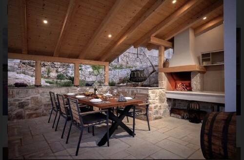 Thumbnail 5593706 - 11