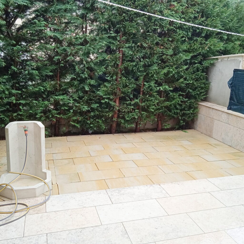 Image 5595222 - 3