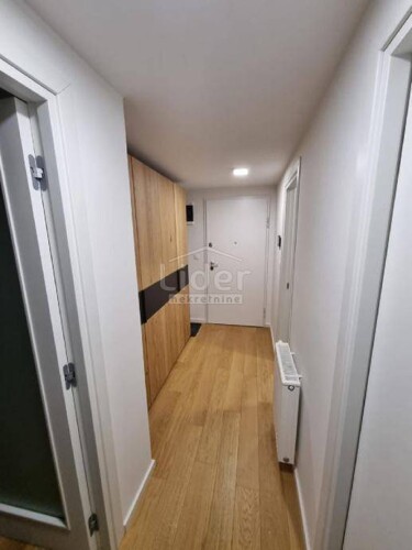 Thumbnail 5595654 - 15