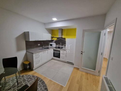 Thumbnail 5595654 - 1