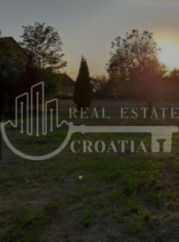 Thumbnail 5601074 - 3