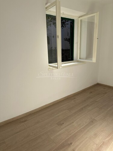 Thumbnail 5603057 - 6