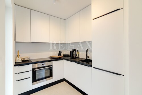 Thumbnail 5604335 - 4