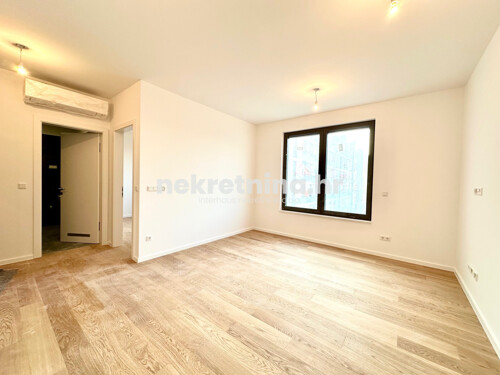 Zakup - Poslovni uredski prostor: Maksimirska, Svetice, 45 m2 - Parking