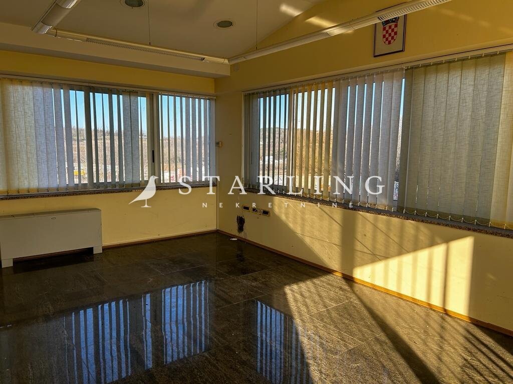 Image 5607526 - 6