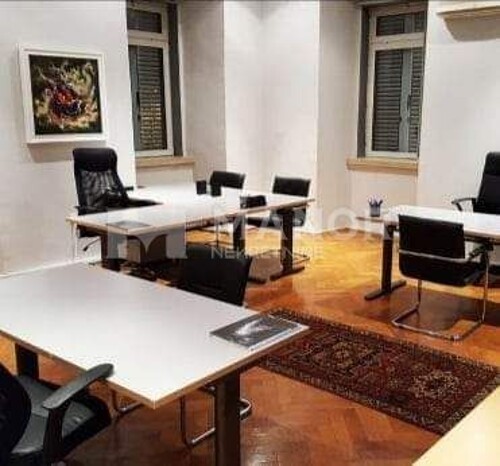 RIJEKA, CENTAR - Poslovni prostor, 100 m2, 1.kat