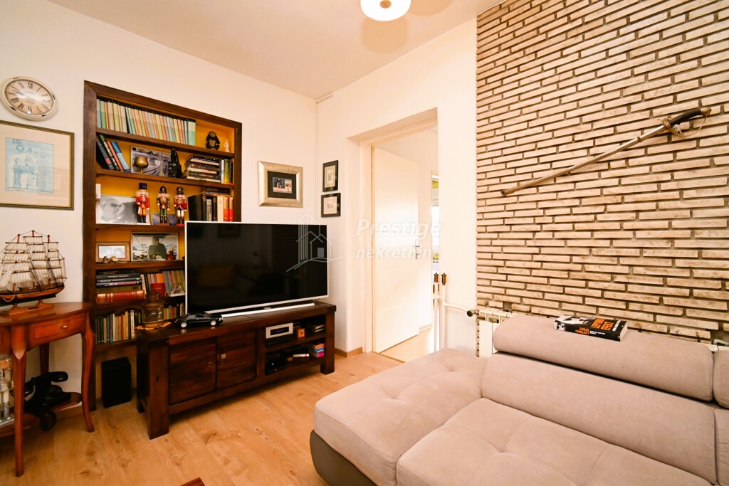 Image 5614247 - 6