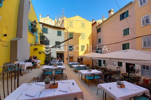 Istra, Rovinj, odlično uhodani restoran na top lokaciji