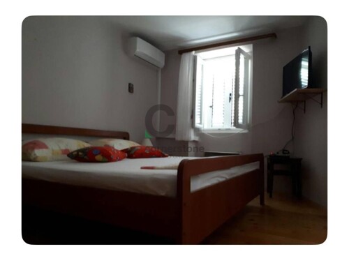 Thumbnail 5617984 - 6