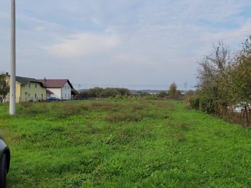 Sesvete, Dumovec, lijepa, uredna parcela 3130 m2
