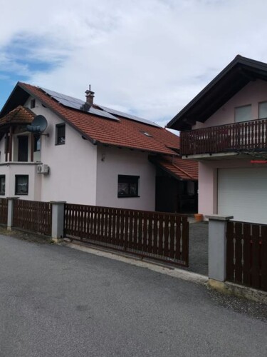 Dumovec- kuća sa solarnim panelima- odlična prilika