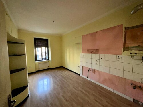 Centar, Ribnjak, 53 m2, visoko prizemlje, izvrsna lokacija ! (prodaja)