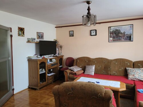 Thumbnail 5621674 - 9