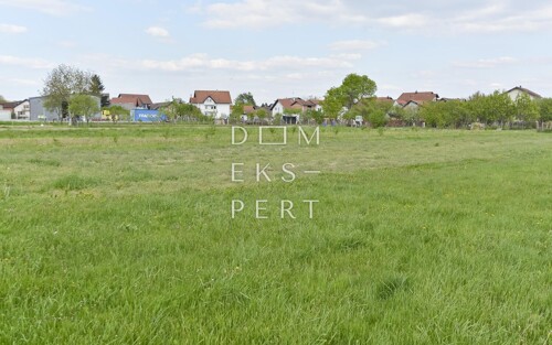 Sesvetski Kraljevec, Građevinsko zemljište 1824 m2, Sesvetsk