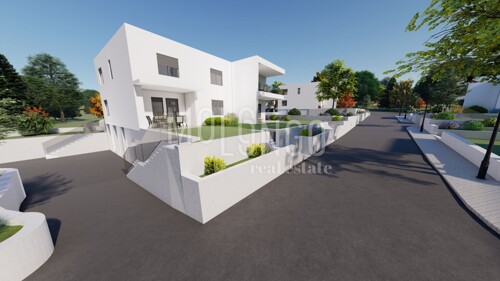 Thumbnail 5623470 - 1