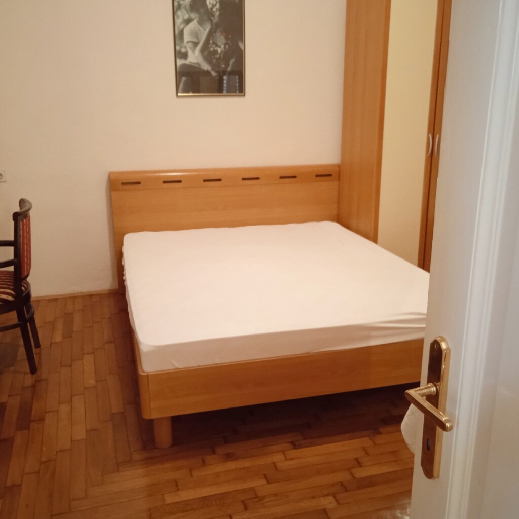 Image 5728960 - 10