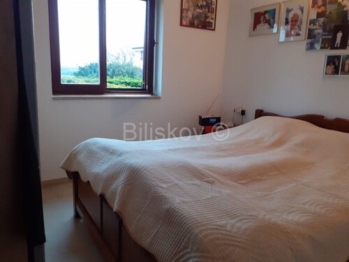 Thumbnail 5734043 - 10