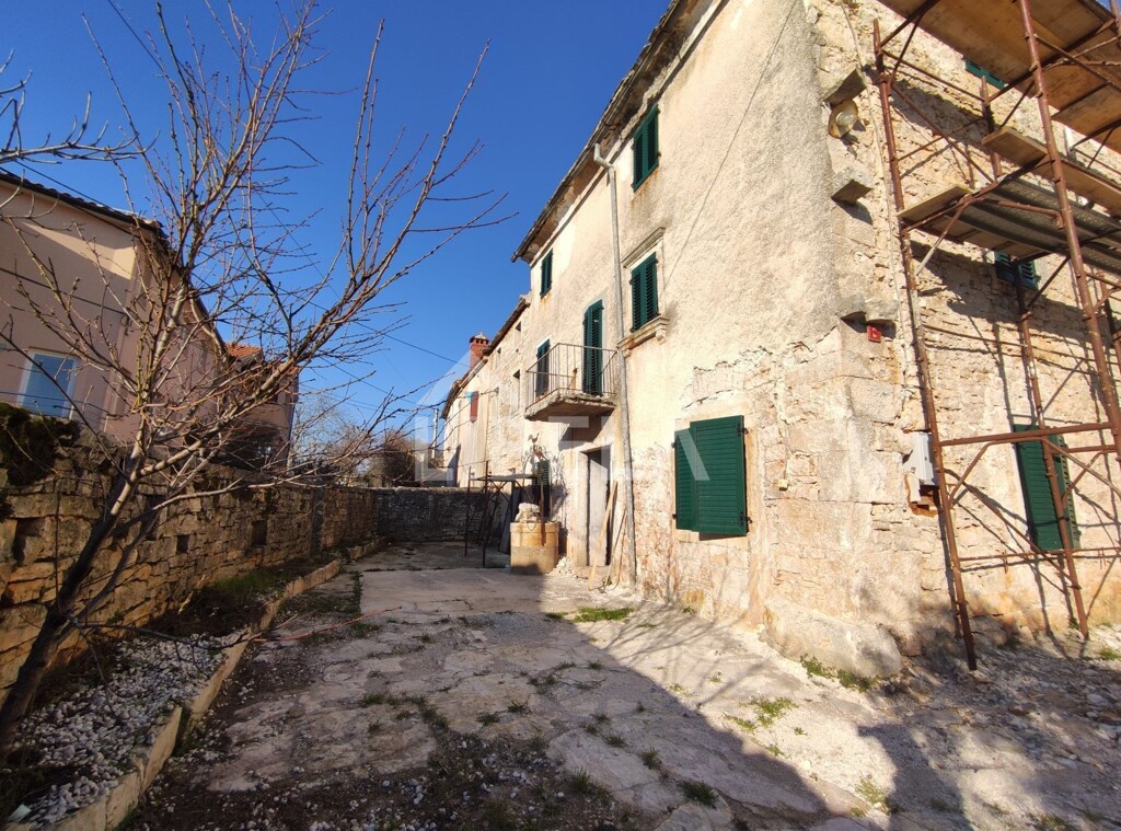 Image 5734080 - 12