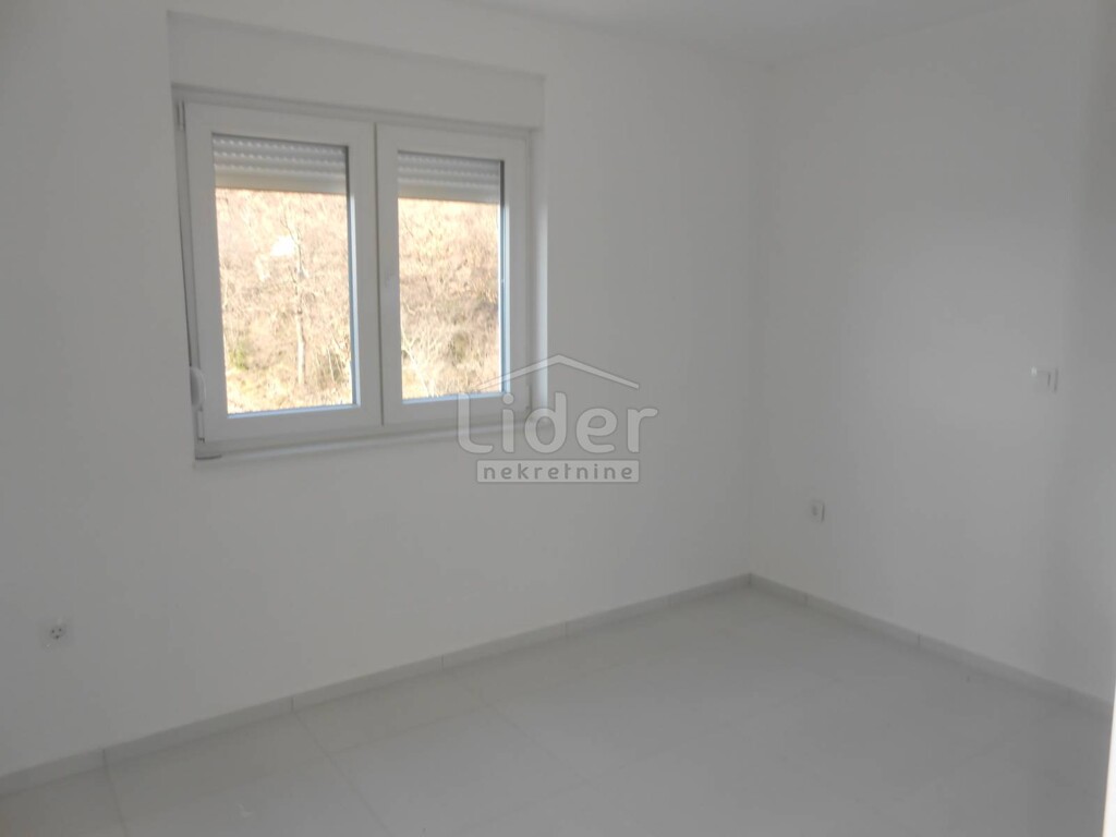 Image 5736420 - 7