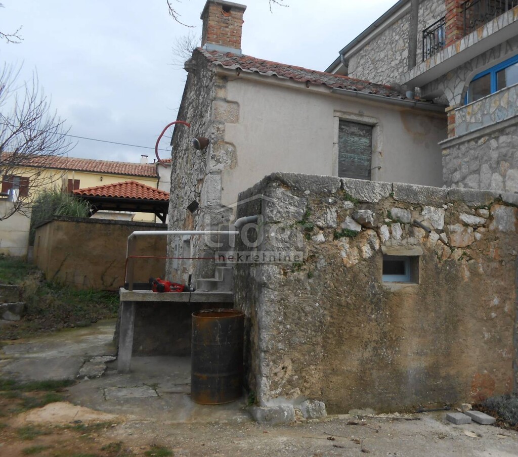 Image 5738977 - 6