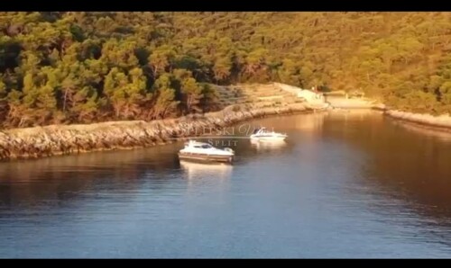 Thumbnail 5740013 - 2