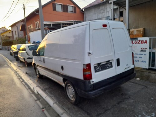 Citroen Jumpy 2006 godina u dijelovima prodajem, 1.9 dizel