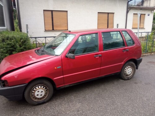 Rabljeni dijelovi za Fiat Uno prodajem