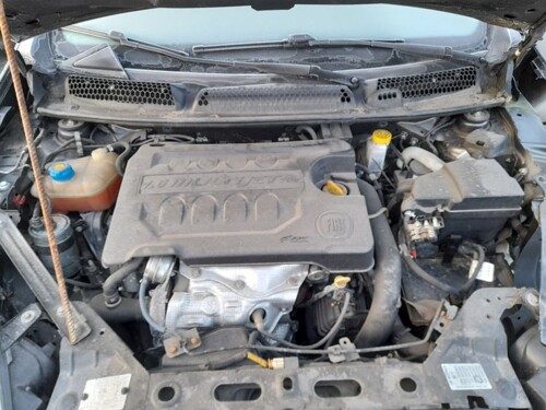 Bravo 1.6 mtj, 77 kw, 2009.godina, motor i getribu prodajem