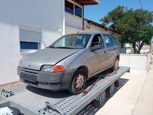 Rabljeni dijelovi za Fiat Punta 75 sie prodajem