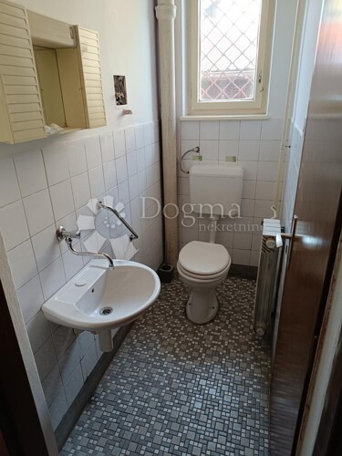 Thumbnail 5741082 - 8