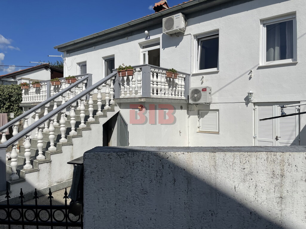 Image 5744202 - 10