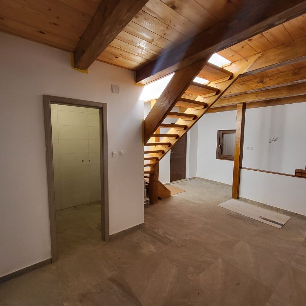 Image 5747590 - 8