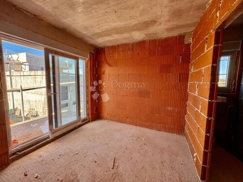 Thumbnail 5753506 - 14