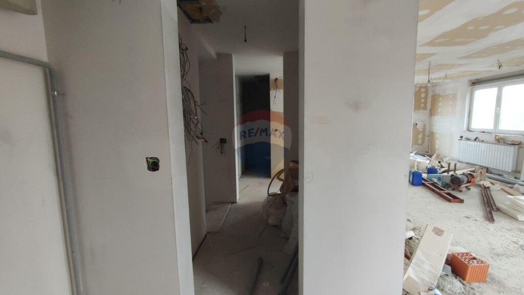 Image 5757268 - 9