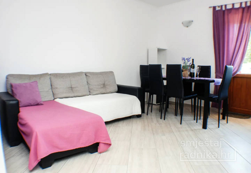 Apartman za do 5 radnika u okolici Pazina