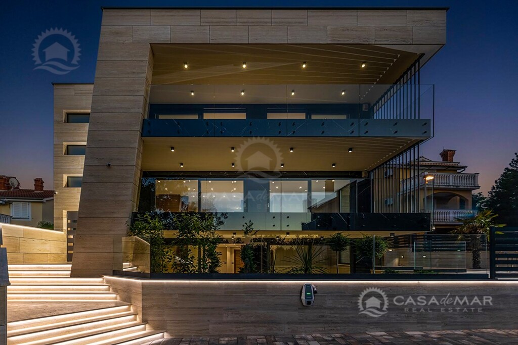 Image 5760116 - 18