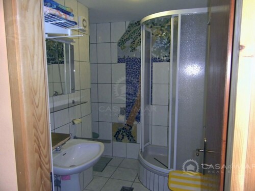Thumbnail 5760146 - 15