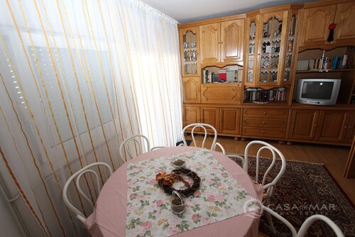 Thumbnail 5760167 - 9
