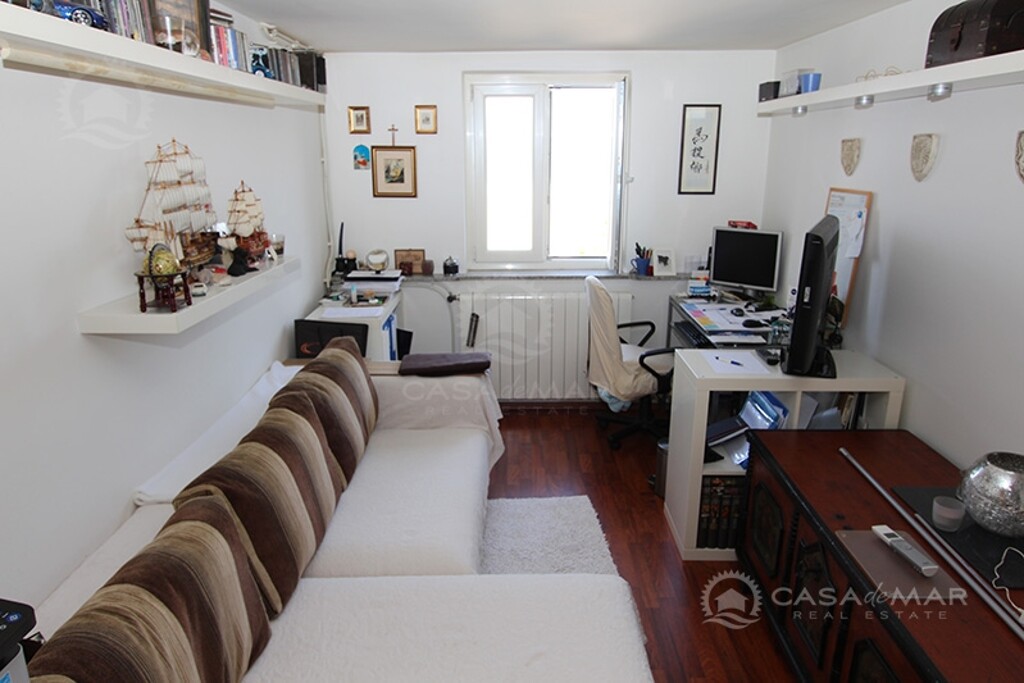 Image 5760167 - 22