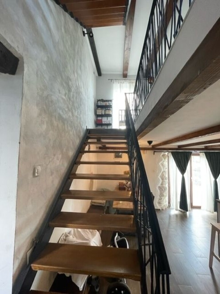 Image 5765628 - 12