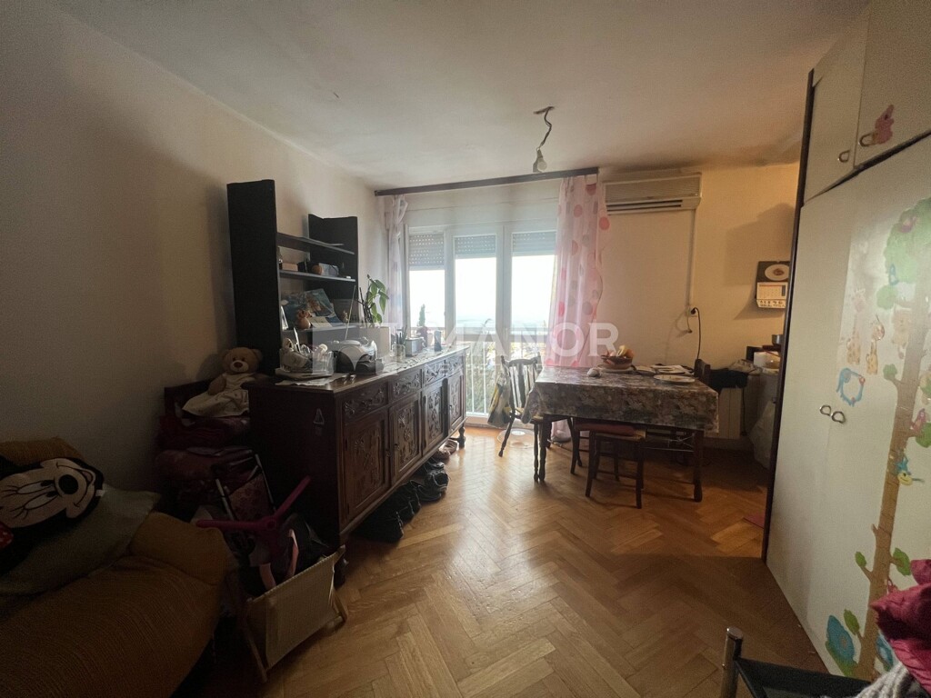 Image 5769449 - 3