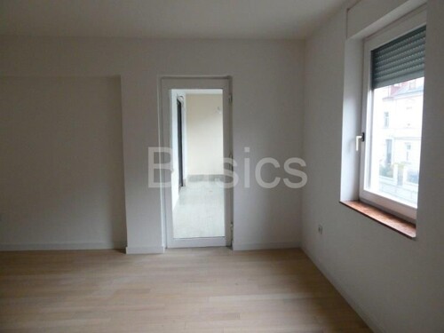 PETROVA -4soban, 130 m2, 1.kat, p.m.