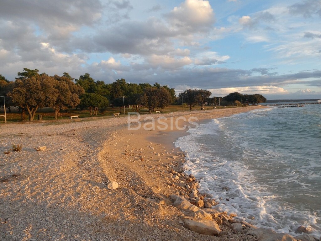 Image 5770734 - 39