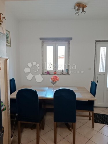 Thumbnail 5771928 - 9